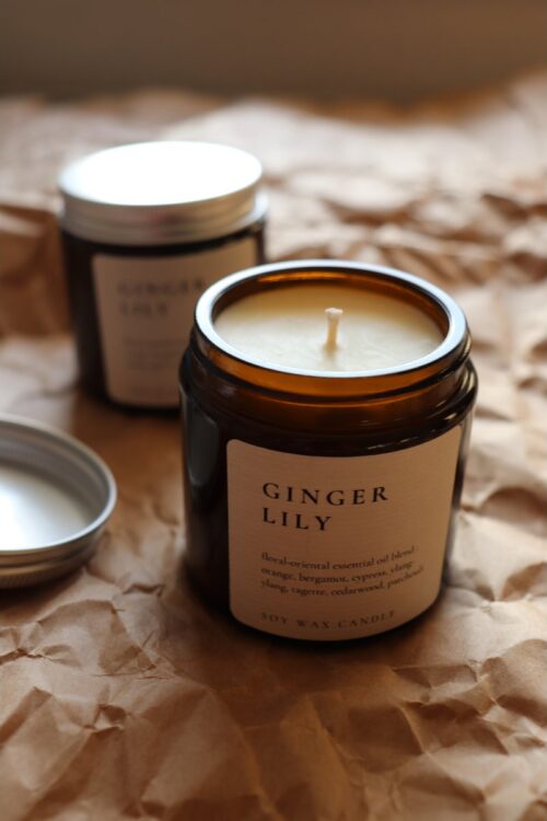Prírodná sviečka zo sójového vosku s esenciálnymi olejmi GINGER LILY