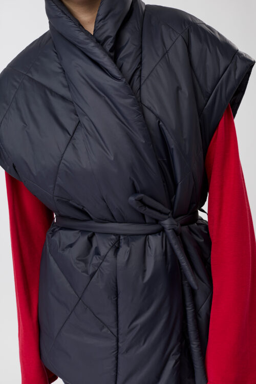 Hrejivá prešívaná vesta Snuggle Up Veste Mandala JA90NY03 Night Sky